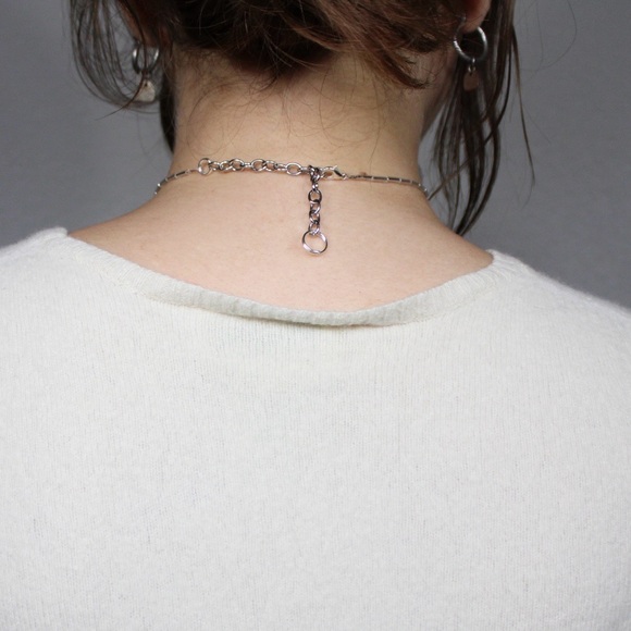 Handmade butterfly choker necklace - Picture 4 of 5